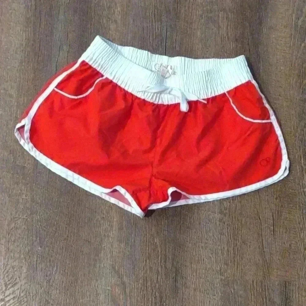 Vintage OP red gym shorts with white‎ trim juniors medium (7-9)